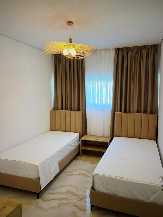 Pine Apartments At San Pietro Resort Драч Екстериор снимка