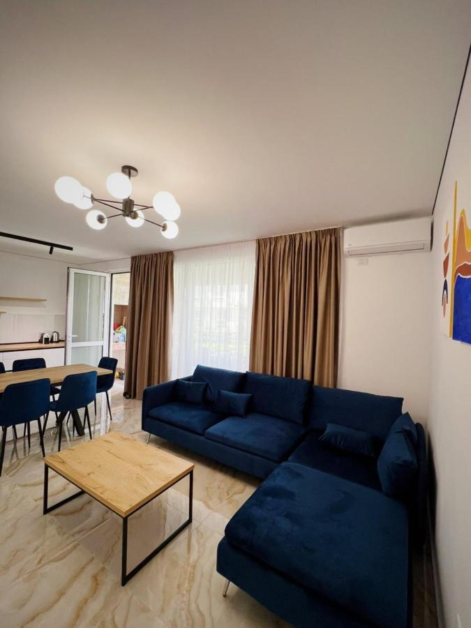 Pine Apartments At San Pietro Resort Драч Екстериор снимка